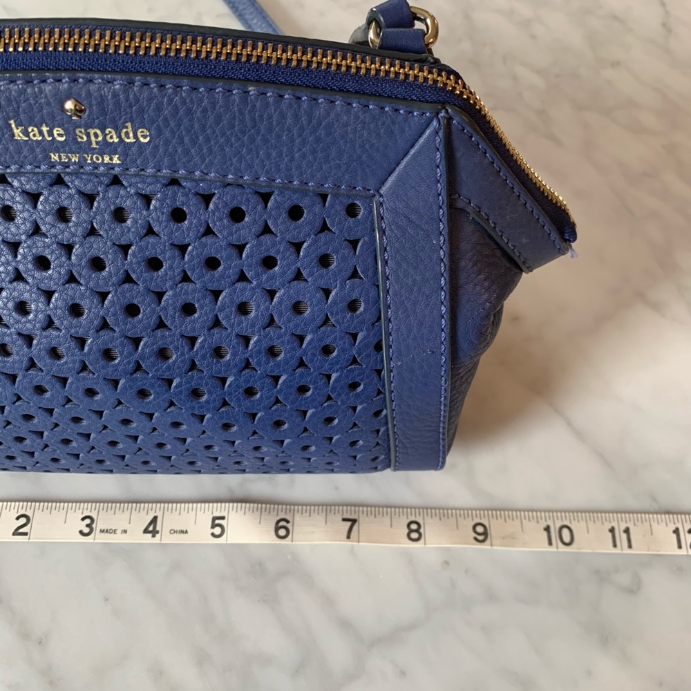 Kate Spade Mercer Isle Sienna Crossbody Bag - Picture 5 of 8